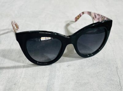 TOMMI HILFIGER