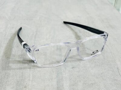 OAKLEY